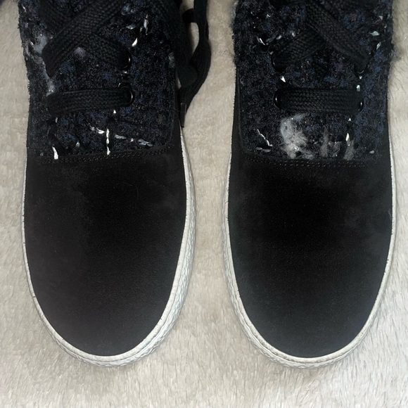 🔥CHANEL Woman’s Blk Suede Tweed Lace Up Sneakers Eur 39.5 / US 8.5 / Great Cond - Picture 4 of 10